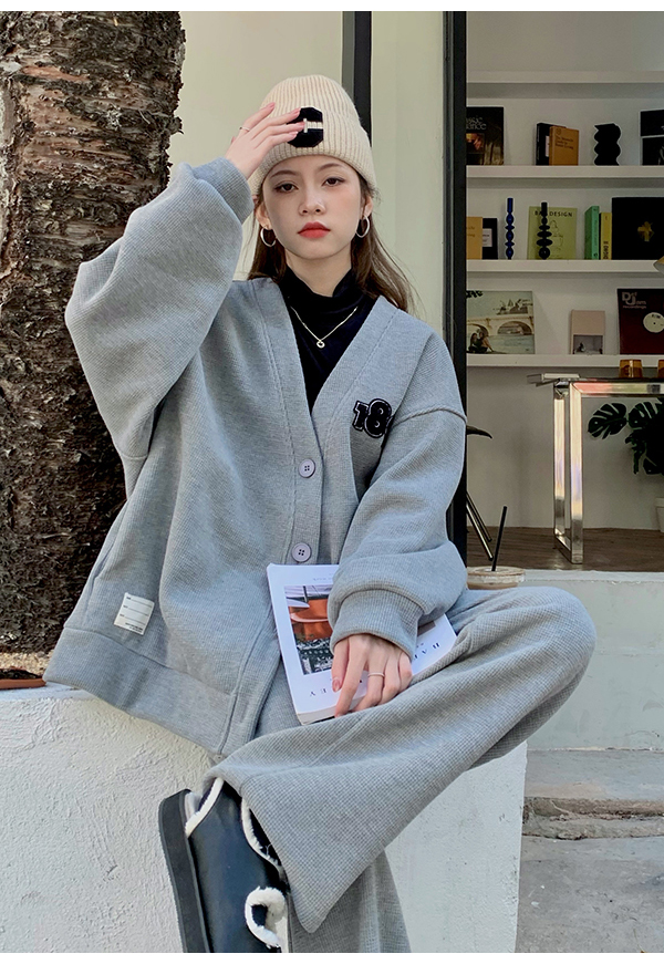 QWEEK Korean Fashion Brown Tracksuit Women Oversized Vintage Streetwear Oversized Gray Pant Sets Retro Basic Wide Leg Sweatpants QWEEK Korean Fashion Brown Tracksuit Women Oversized Vintage Streetwear Oversized Gray Pant Sets Retro Basic Wide Leg Sweatpants