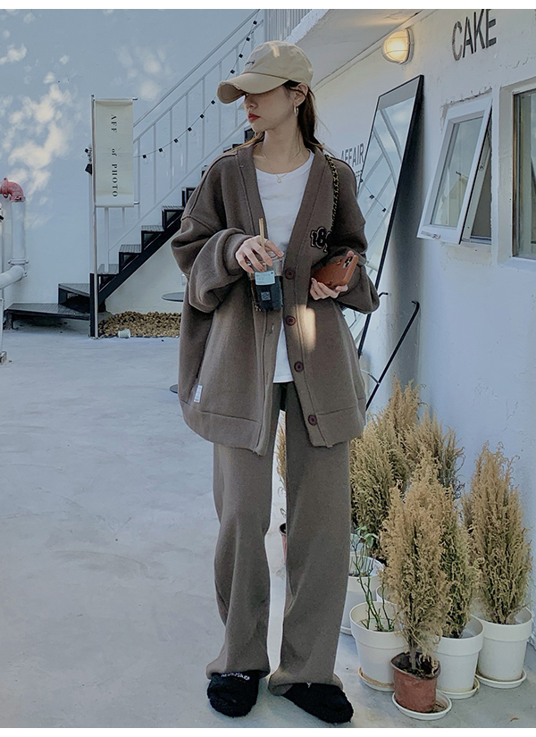 QWEEK Korean Fashion Brown Tracksuit Women Oversized Vintage Streetwear Oversized Gray Pant Sets Retro Basic Wide Leg Sweatpants QWEEK Korean Fashion Brown Tracksuit Women Oversized Vintage Streetwear Oversized Gray Pant Sets Retro Basic Wide Leg Sweatpants