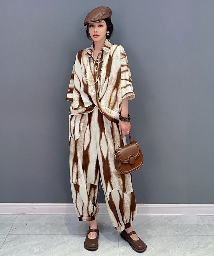 Two Pieces Set Woman Summer Brown Painting Fashion Oversized Loose Fit Blouse And Long Pencil Pants Casual Print Outfit JJSE021 Two Pieces Set Woman Summer Brown Painting Fashion Oversized Loose Fit Blouse And Long Pencil Pants Casual Print Outfit JJSE021