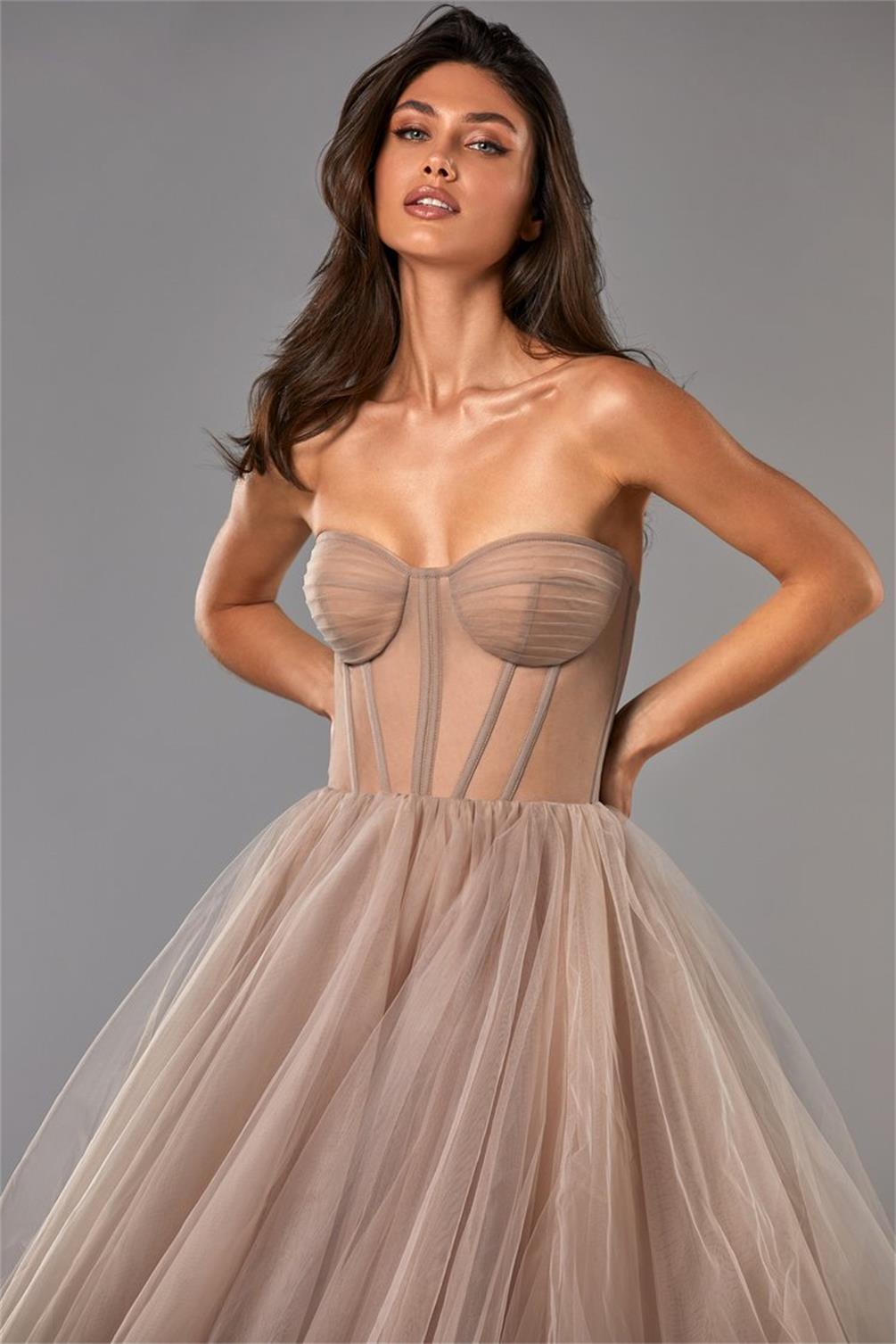 Brown Cocktail Dresses Sweetheart Neck Tulle Tea Length Prom Dress Women Ladies Strapless Illusion Custom Made Homecoming Gowns Brown Cocktail Dresses Sweetheart Neck Tulle Tea Length Prom Dress Women Ladies Strapless Illusion Custom Made Homecoming Gowns