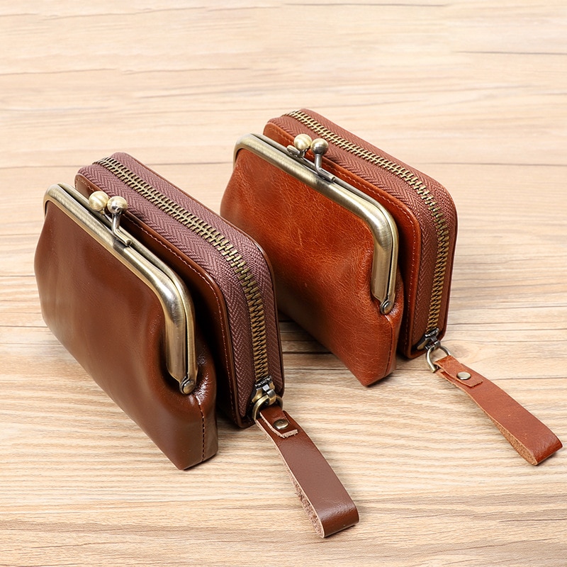 2023 New Women's Wallet  Leather Women's Retro Wallet Card Bag Coin Wrap Head Layer Cowhide Storage Bag