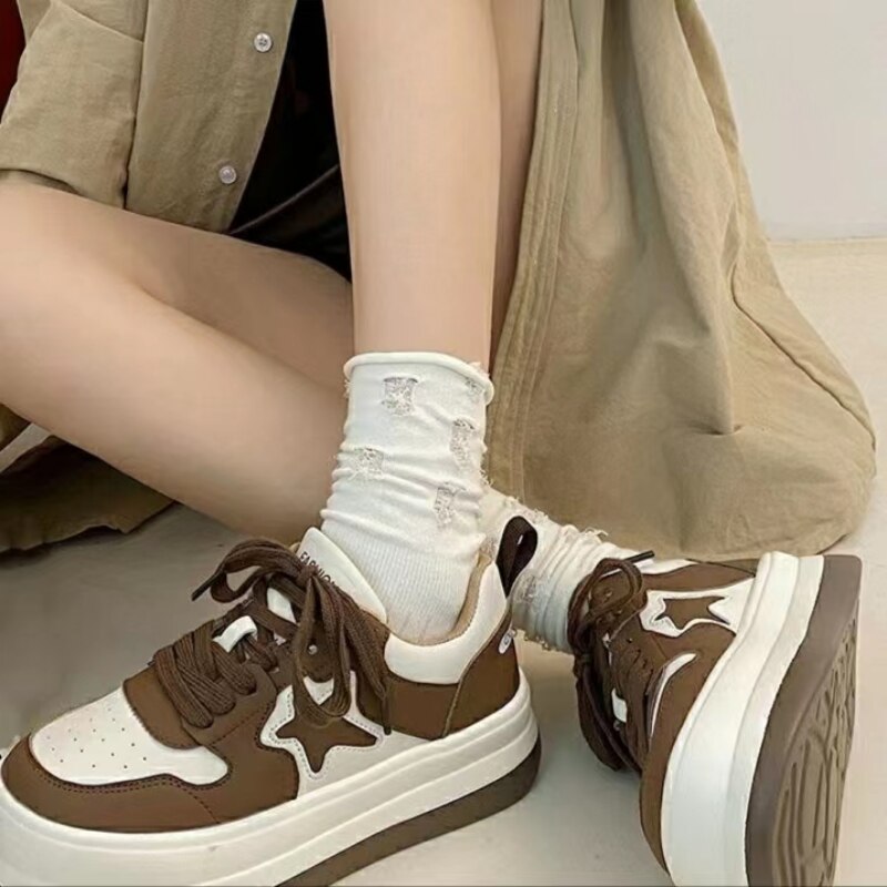 Vintage Platform Sneakers 2023 Autumn Women's Sports Shoes Casual Flats Kawaii Black Brown Tennis Female Harajuku Vulcanized